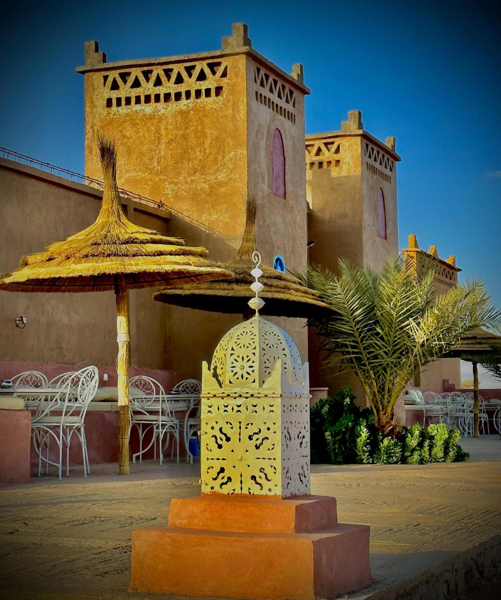 Porte De Sahara Ouzina Bagian luar foto